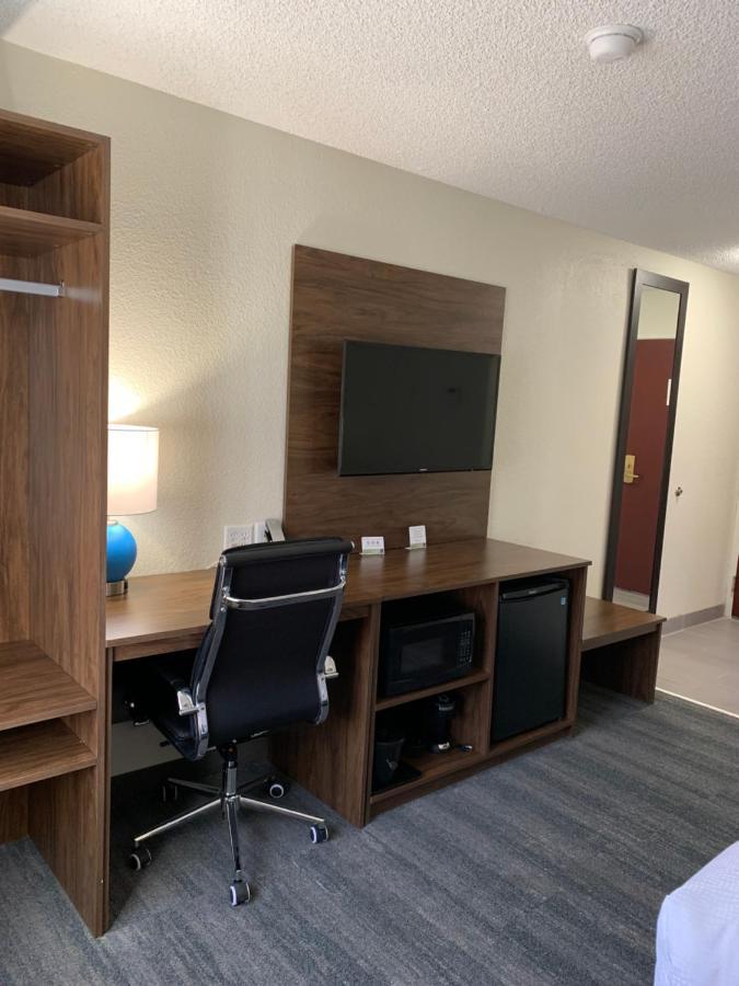 Sleep Inn & Suites Калифорния Екстериор снимка